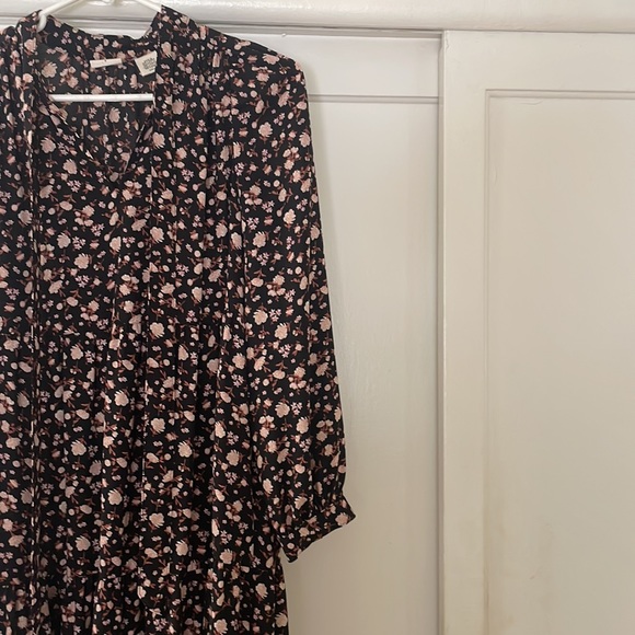 Levi’s Floral Dress - Picture 3 of 5